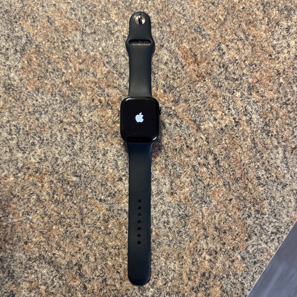 Apple Watch Series 7 45mm GPS